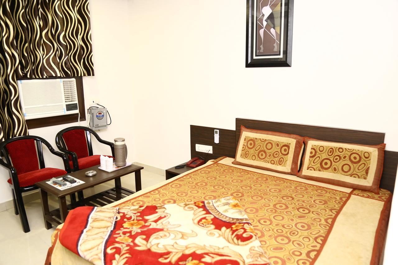 Hotel Abhinandan Inn Jaipur Dış mekan fotoğraf
