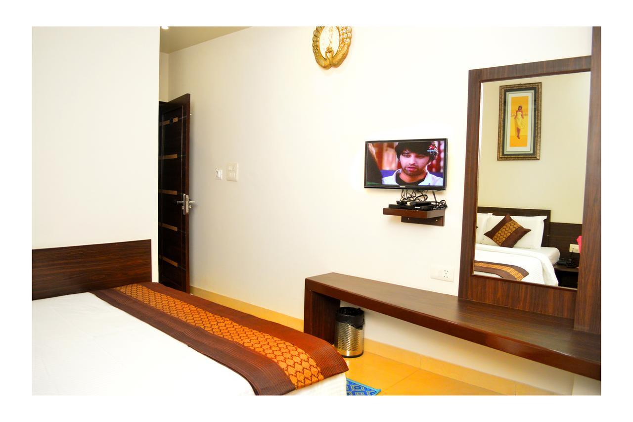 Hotel Abhinandan Inn Jaipur Dış mekan fotoğraf