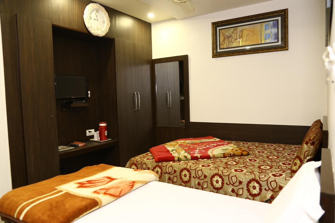 Hotel Abhinandan Inn Jaipur Dış mekan fotoğraf