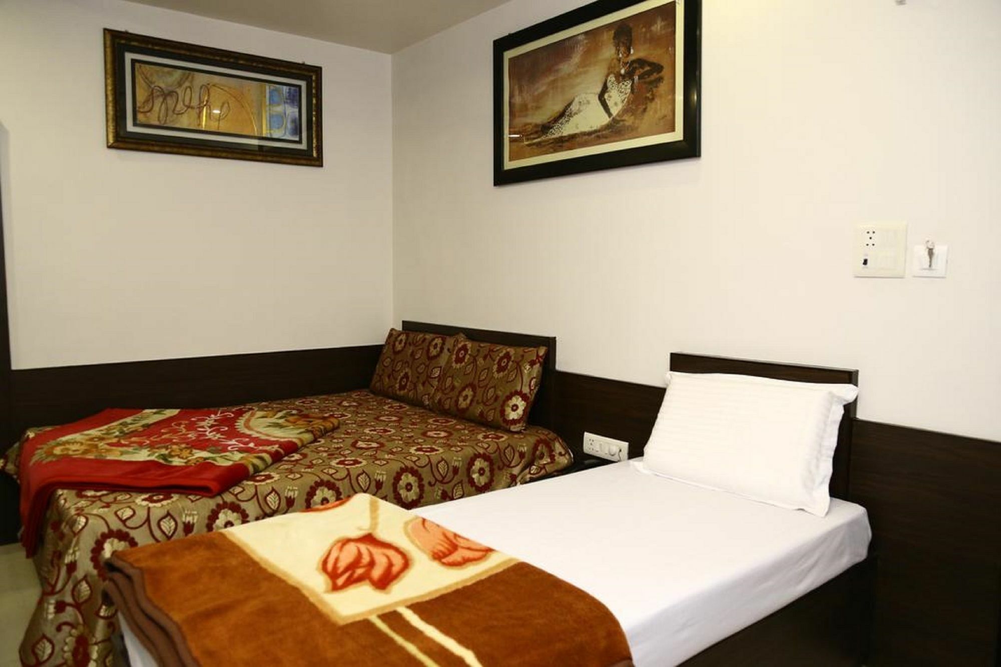 Hotel Abhinandan Inn Jaipur Dış mekan fotoğraf