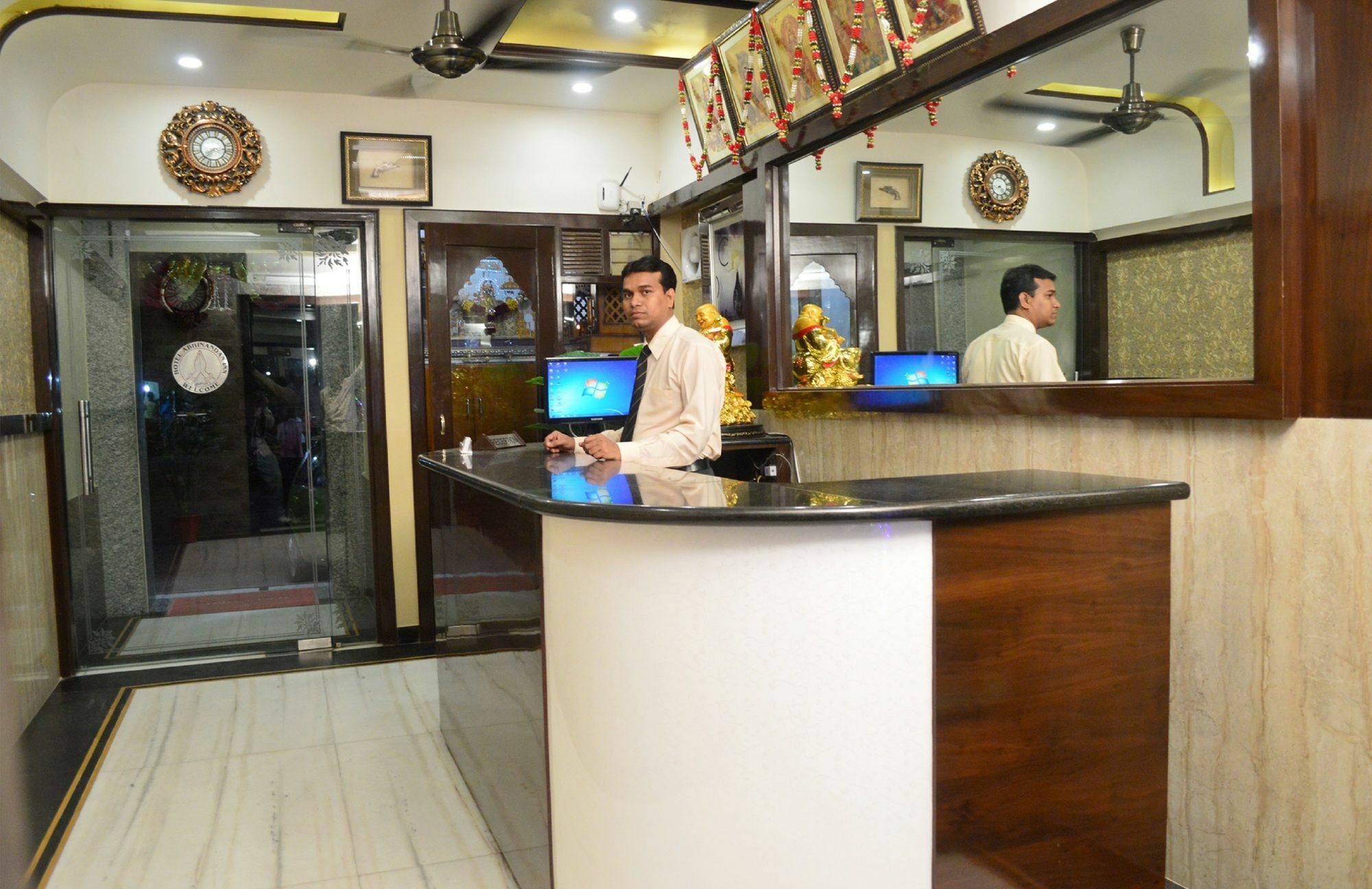Hotel Abhinandan Inn Jaipur Dış mekan fotoğraf